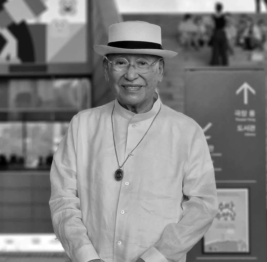 박서보-화백-단색화-현대미술-거장-한국-수신-묘법-루이비통-퍼렐윌리엄스-글로우업매거진