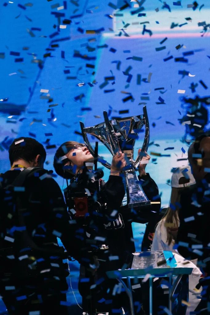 이상혁-고전파-페이커-리그오브레전드-롤-SKTT1-T1-불사대마왕-신-GOAT