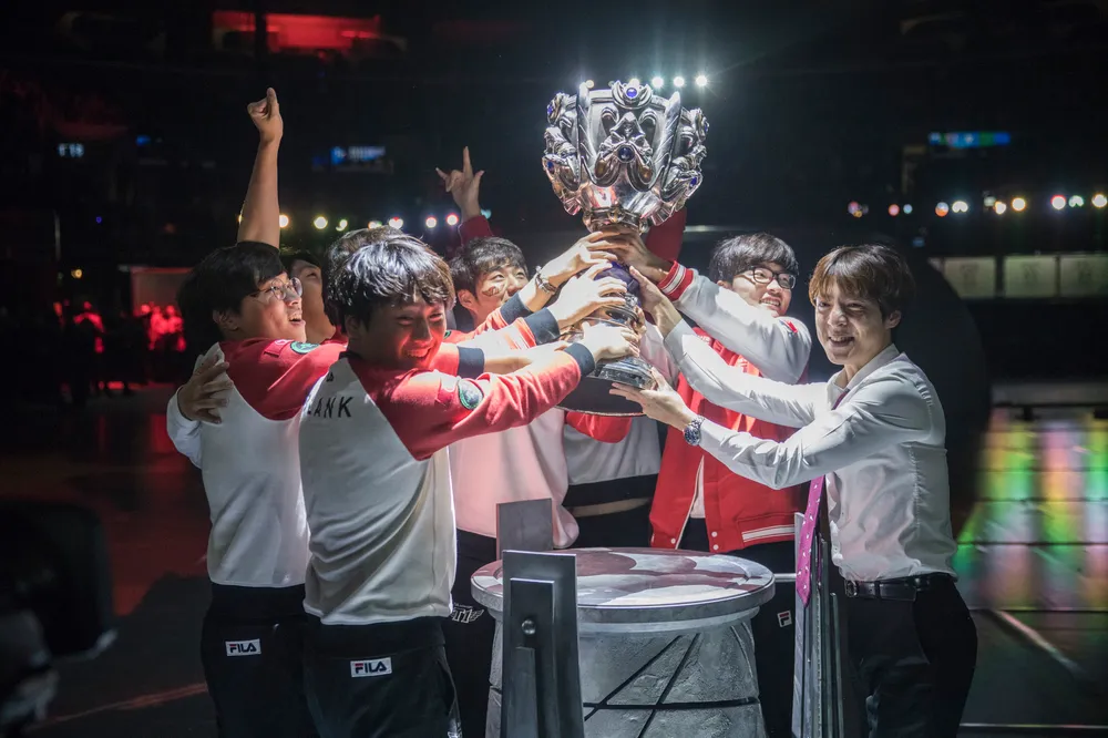 이상혁-고전파-페이커-리그오브레전드-롤-SKTT1-T1-불사대마왕-신-GOAT