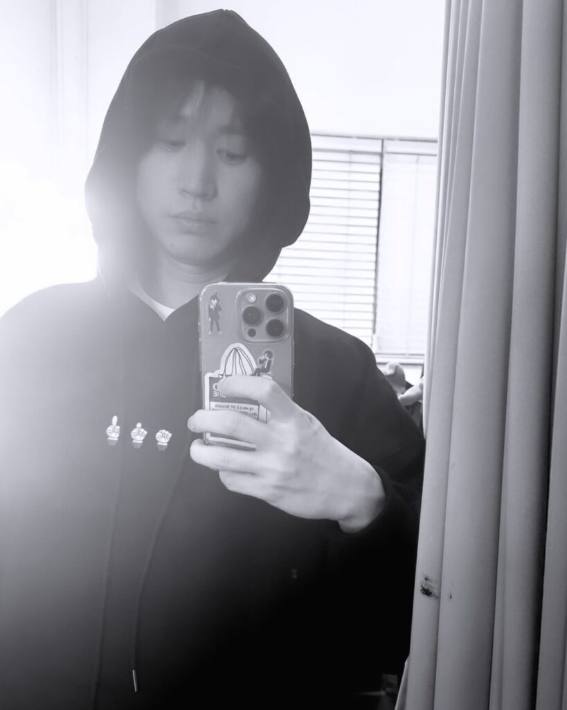 민음사-BTS-방탄소년단-BTS뮤비-데미안-헤르만헤세-한강-한강작가-작별하지않는다-악뮤-이찬혁-악뮤노래-한로로-자몽살구클럽-베스트셀러-비틀즈-무라카미하루키-노르웨이의숲-검정치마-조이와의키스-배수연-배수연시인-유라-아니에르노-바깥일기-타블로-당신의조각들-물만난물고기-항해-이찬혁소설-소설책-책추천